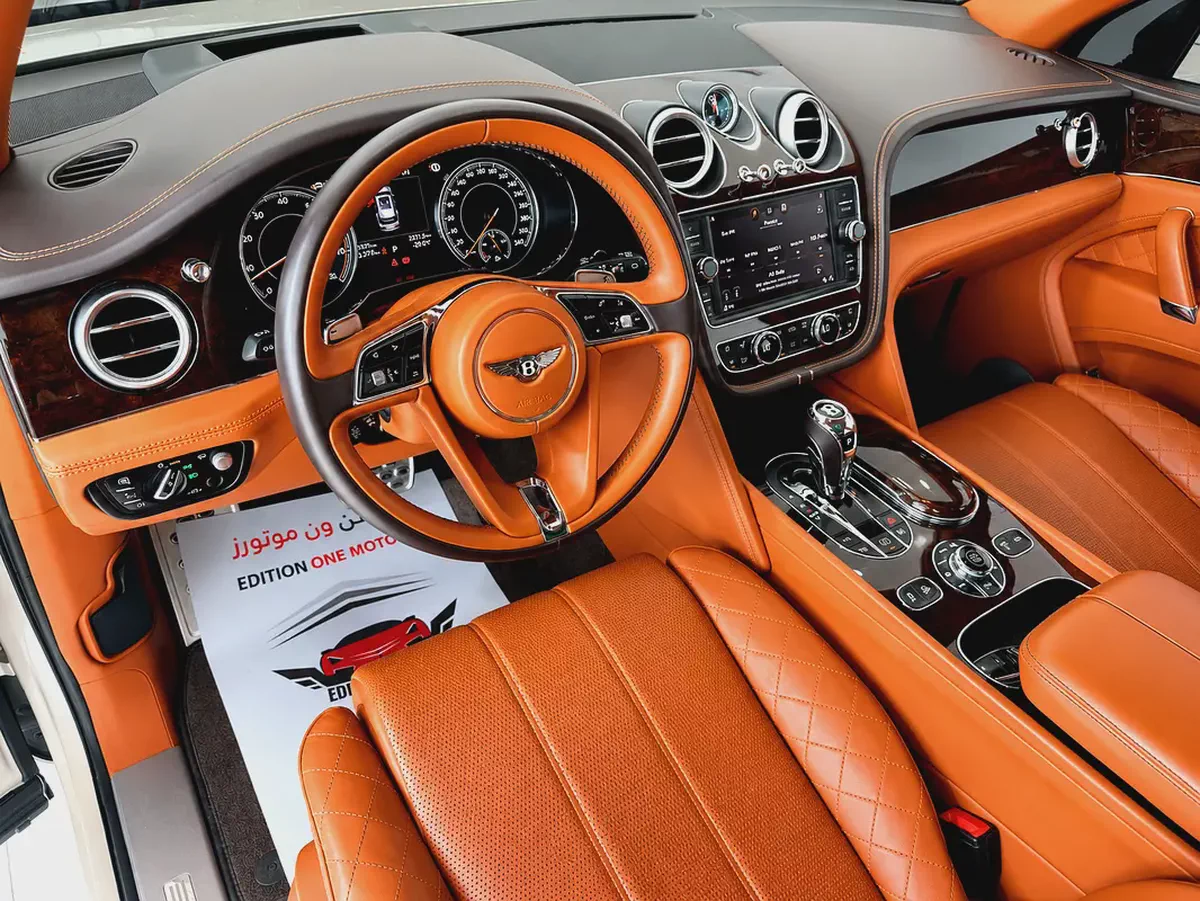 Bentley Bentayga W12 2017-4-4