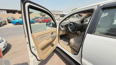 Toyota FORTUNER 2009 V4 2.7L Accident free original paint-4