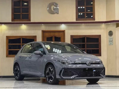 VOLKSWAGEN GOLF / FULL OPTION / BRAND NEW / 5 YEARS WARRANTY-5