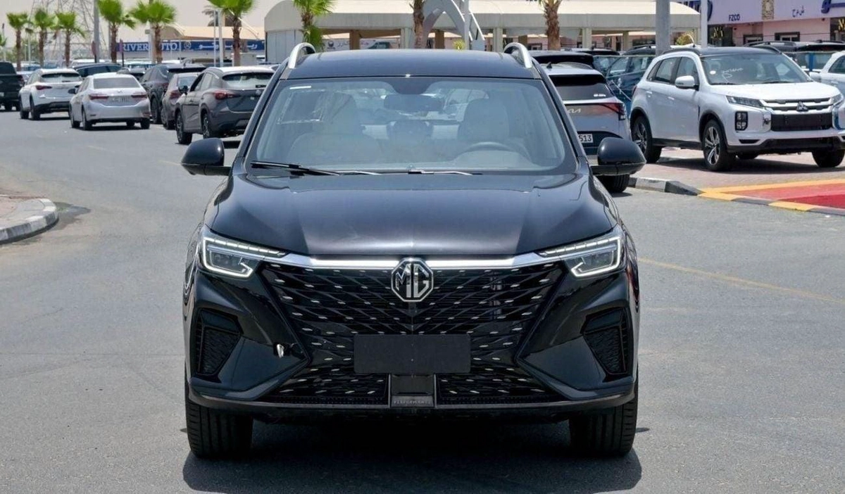 MG RX5 Brand New MG RX5 Plus Deluxe FOR EXPORT A/T | Petrol | Black/Beige | N-RX5-DEL-1.5-25|-1-1