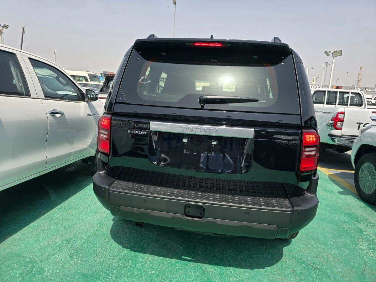 TOYOTA LAND CRUISER PRADO 2.4L TURBO DIESEL 2026-8-8