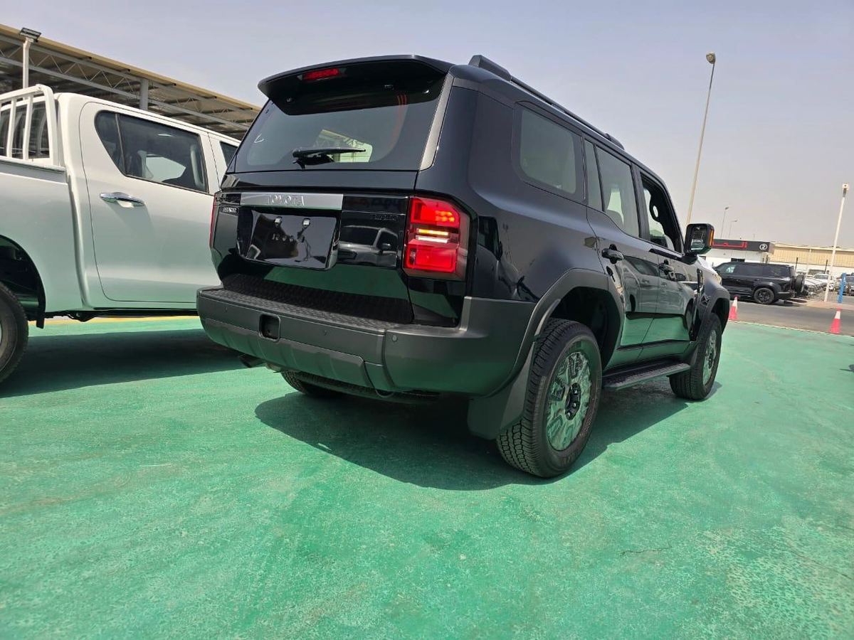 TOYOTA LAND CRUISER PRADO 2.4L TURBO DIESEL 2026-5-5