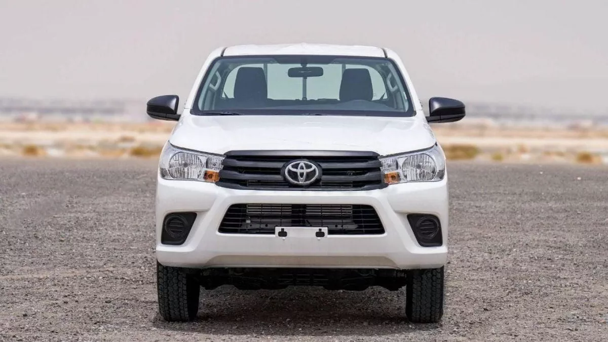 Toyota Hilux GL Tpyota hilux 2.4L diesel basic option 2024-1-0