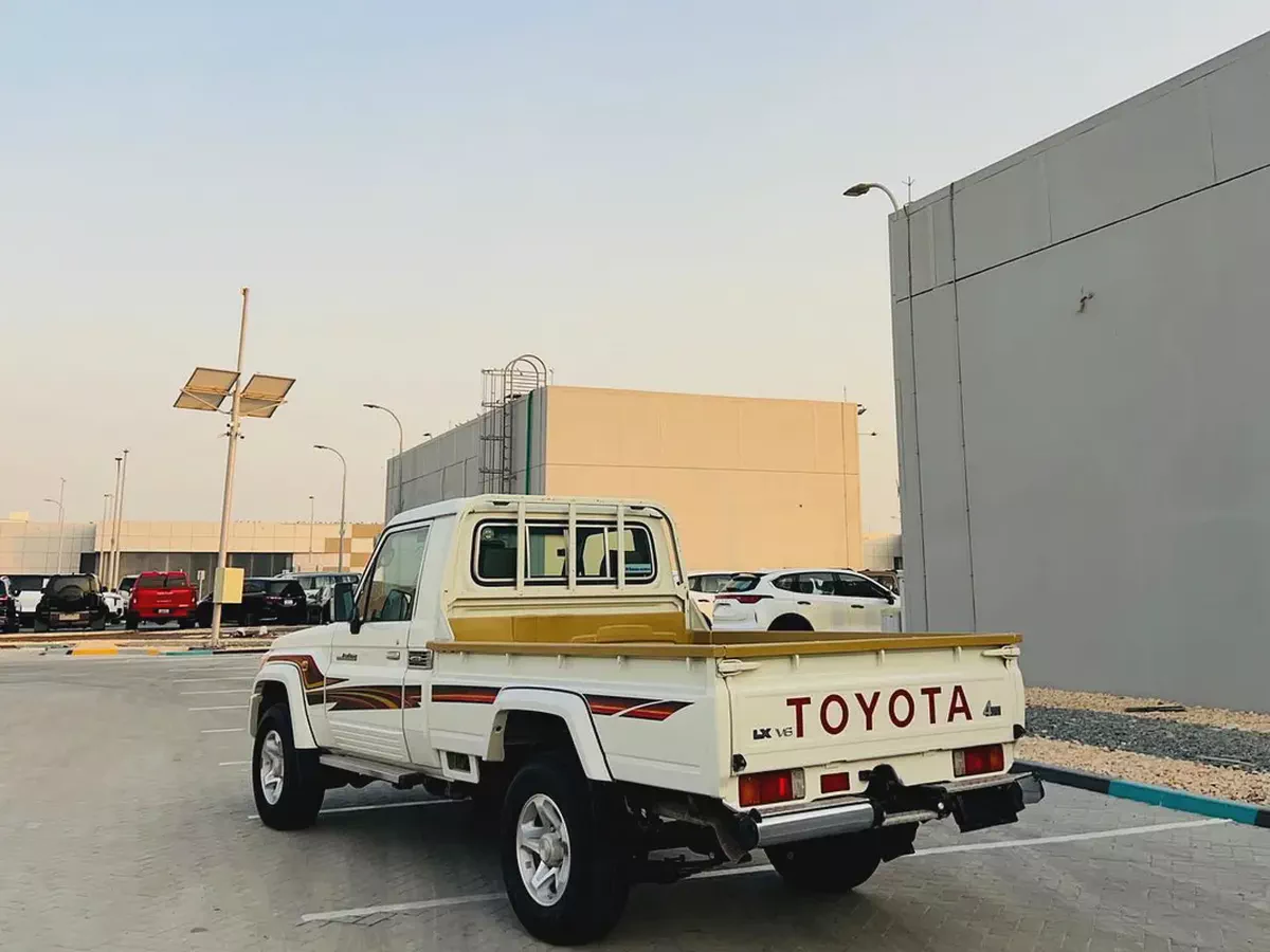 Toyota Land Cruiser 70 Series LC 79 LX 2022 GCC Specs-14-14
