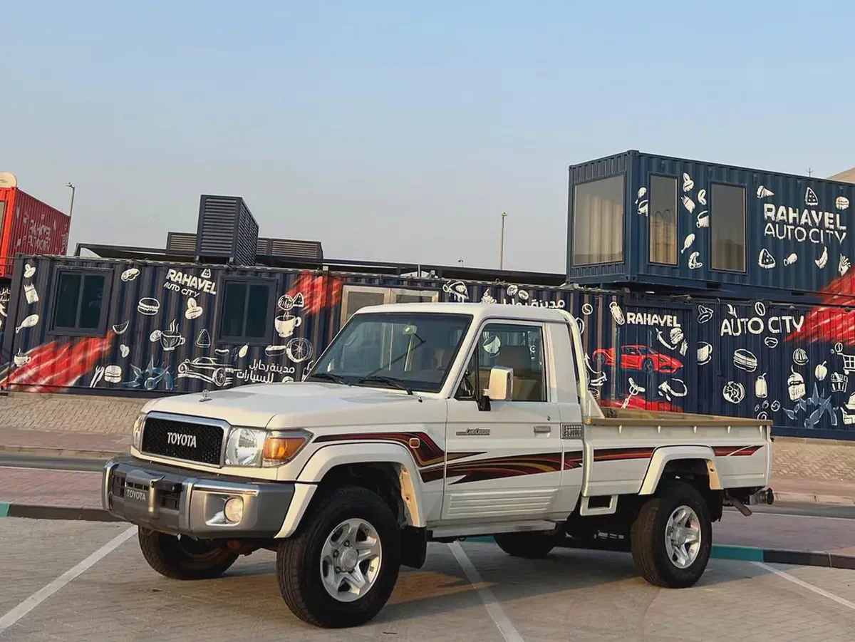 Toyota Land Cruiser 70 Series LC 79 LX 2022 GCC Specs-1-1