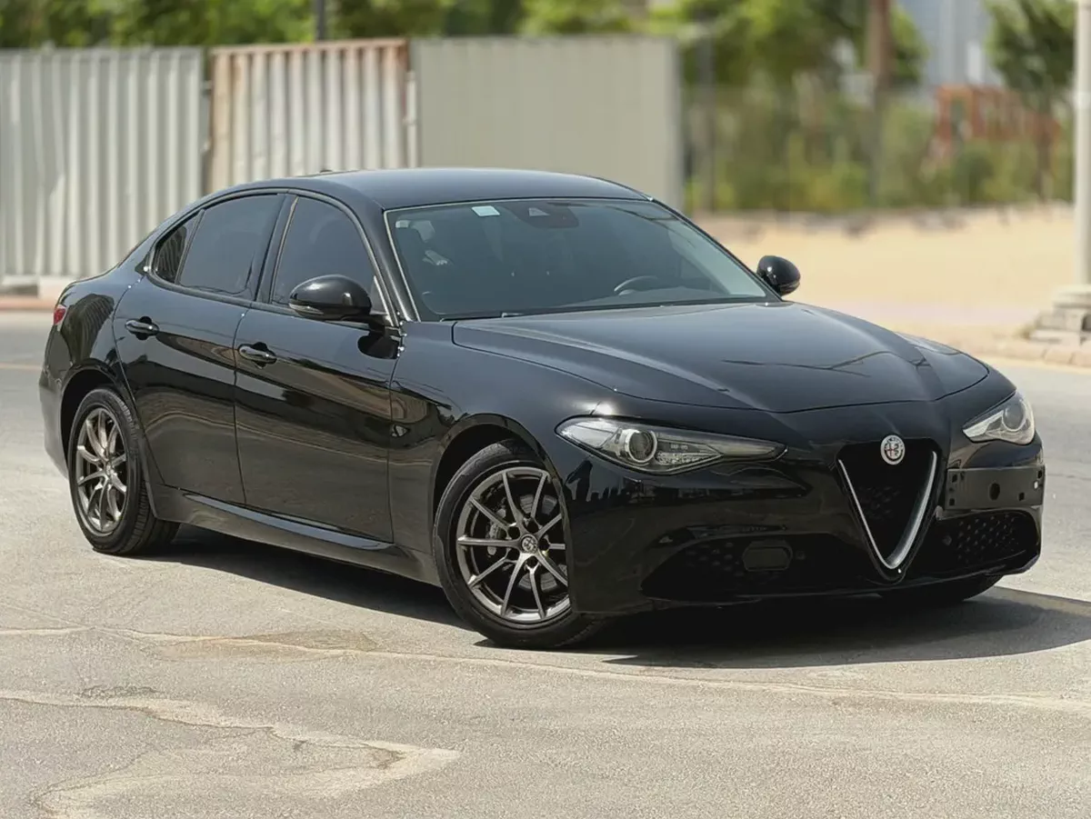 2019 Alfa Romeo Giulia Standard - GCC Specs-2-2