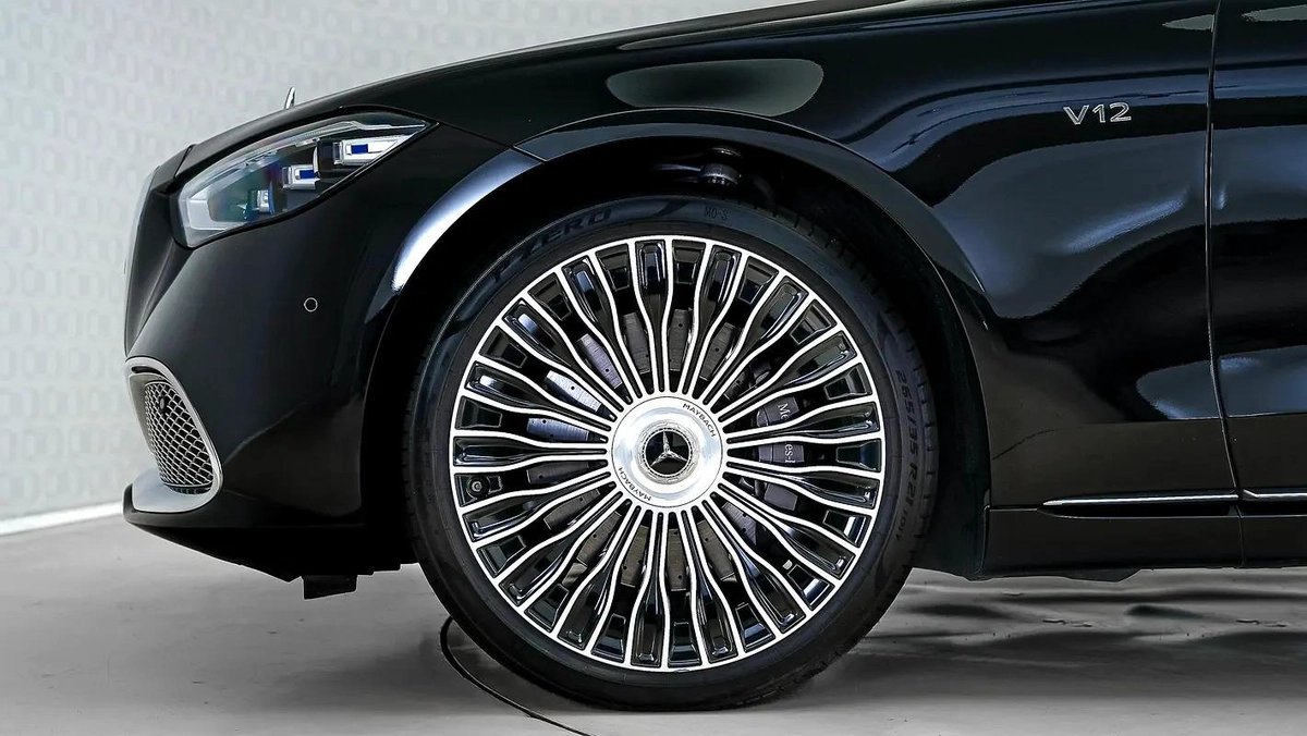 Mercedes-Maybach S-Class S 680-8-8
