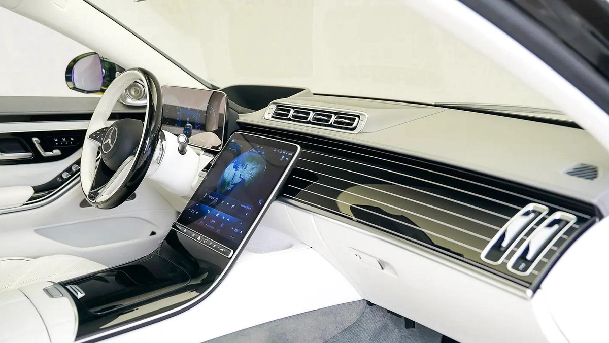 Mercedes-Maybach S-Class S 680-2-2