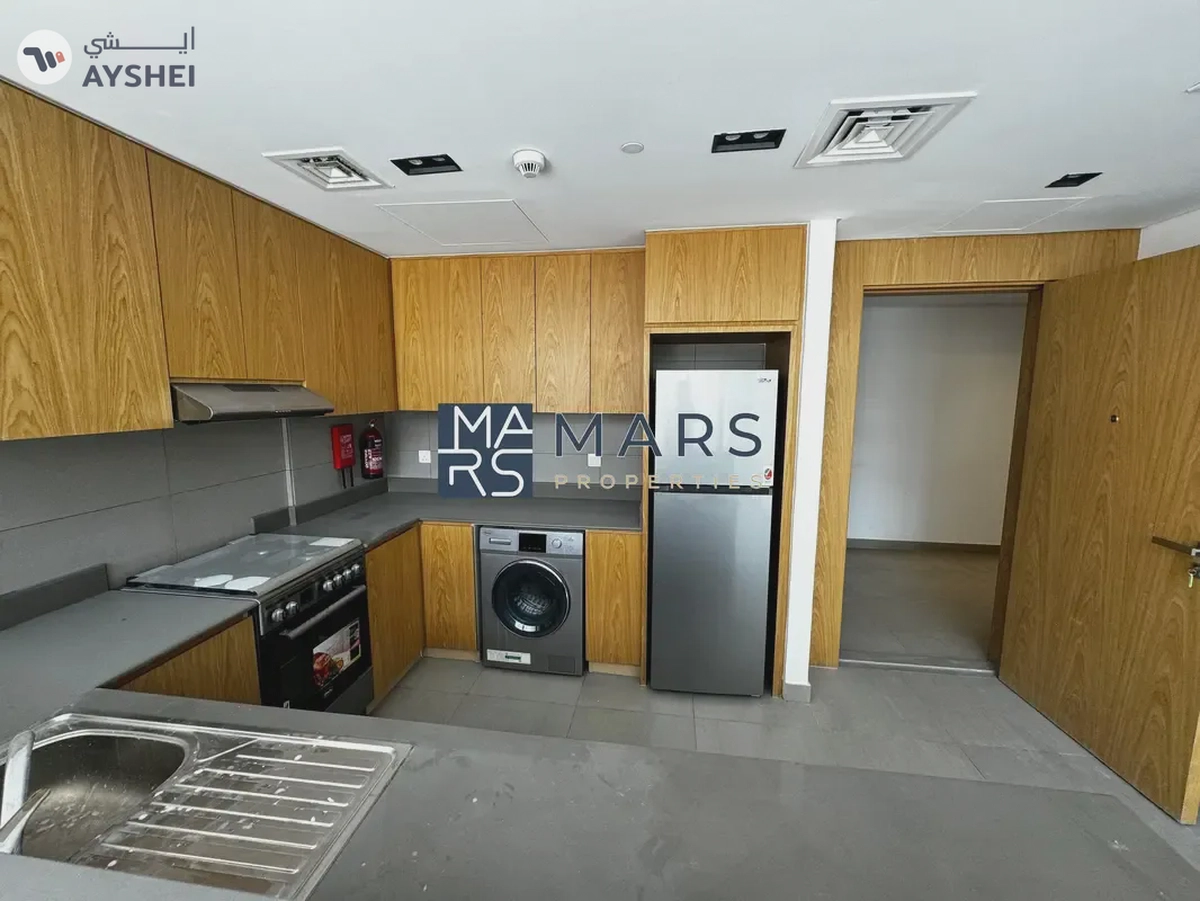 Luxurious one bedroom with a huge terrace and all facilities in community available in 50k.-6-6