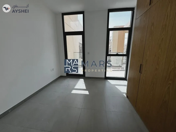 Luxurious one bedroom with a huge terrace and all facilities in community available in 50k.