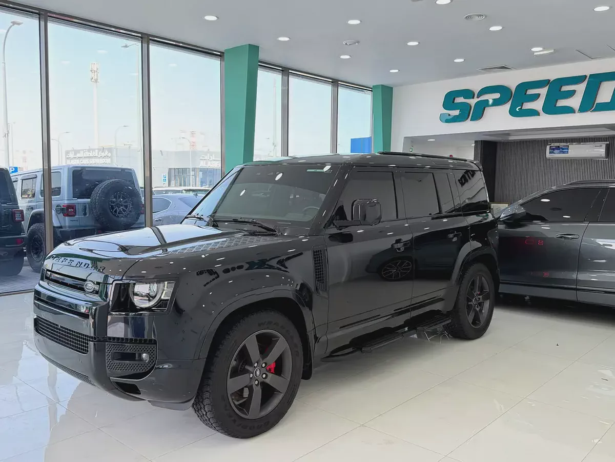 Land Rover Defender 110 SE P400 2024 GCC Specs-3-3