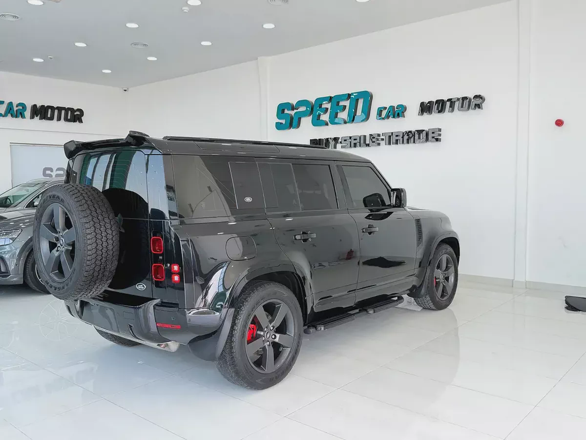 Land Rover Defender 110 SE P400 2024 GCC Specs-4-4