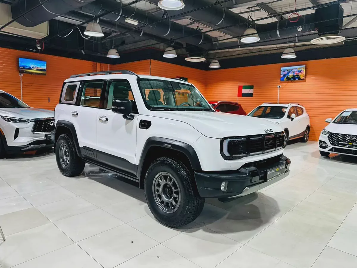 BAIC BJ40 PRO WHITE 2026 4 CYLINDER 2.0T - GCC SPECIFICATION