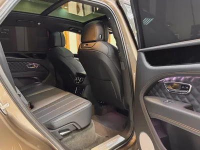 BENTAYGA AZURE / 5 YEARS WARRANTY / 10,000 Km / FULL OPTION-19