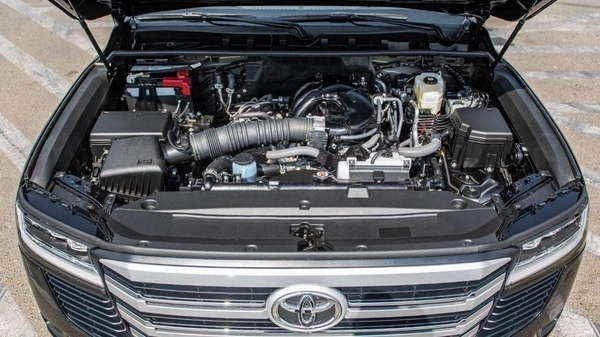 Toyota Land Cruiser Toyota Land Cruiser VX 4.0L petrol 2025