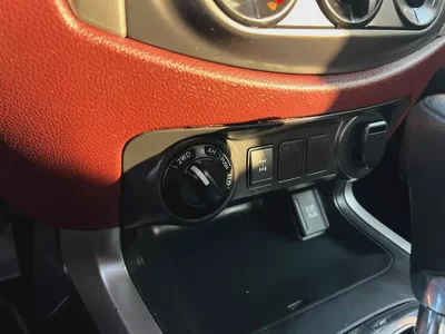 2020 Nissan Navara, Full Automatic 4X4, GCC | Ref#1164-16