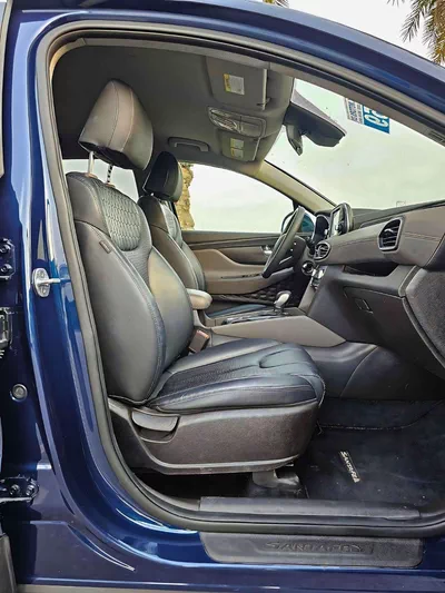 Hyundai Santa Fe STD (NON GCC) SE/ RADAR/ LANE ASSIST/ LEATHER SEATS/ DVD CAMERA/ EXPORT ONLY / LOT# 35098-10