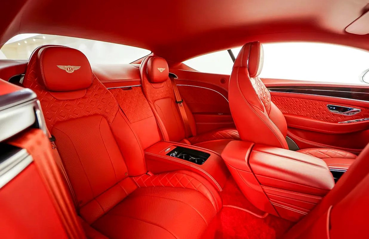 AED 5937 PM | BENTLEY CONTINENTAL GT W12 2019 | PRISTINE CONDITION | 1 YEAR WARRANTY | GCC-5-5