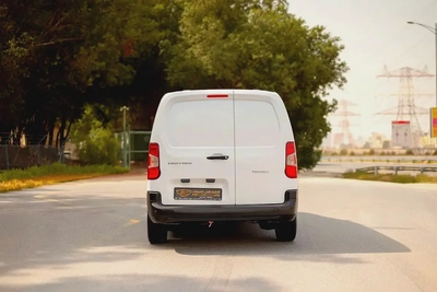 Peugeot Partner | Delivery Van | Petrol | GCC Specs | Ref#P26602-5