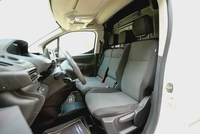 Peugeot Partner | Delivery Van | Petrol | GCC Specs | Ref#P26602-7