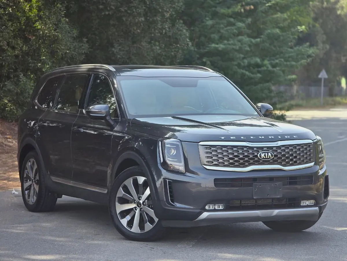 Kia Telluride 2020 GCC Specs - Family SUV - Accident free - Perfect condition - 2keys