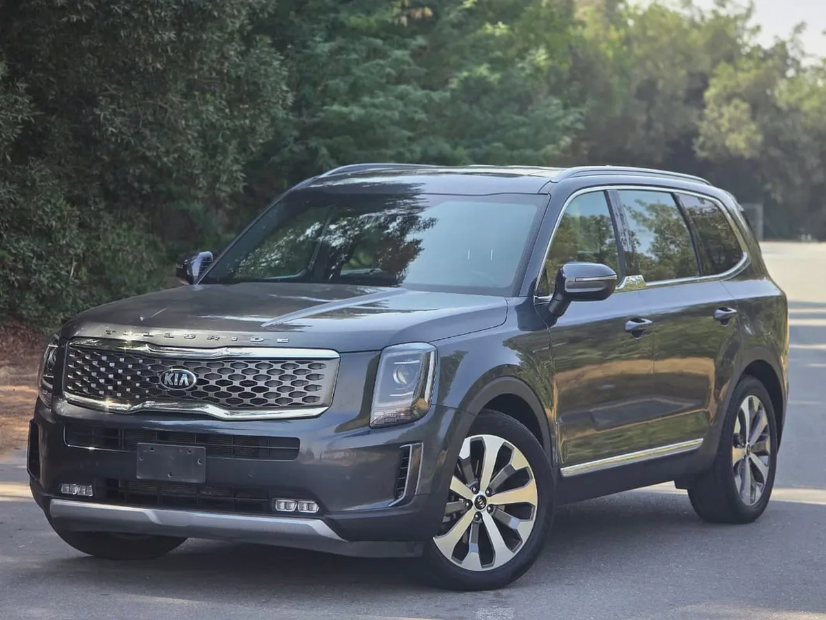 Kia Telluride 2020 GCC Specs - Family SUV - Accident free - Perfect condition - 2keys