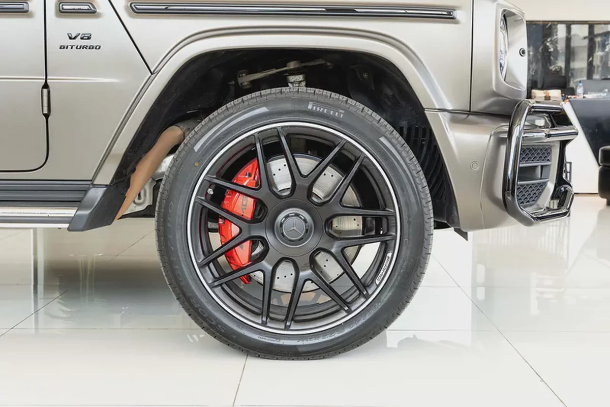Mercedes G63 AMG - Fully Loaded - Rear Entertainment System- 2024 Special Color 3 Years Gargash Auto-7-7