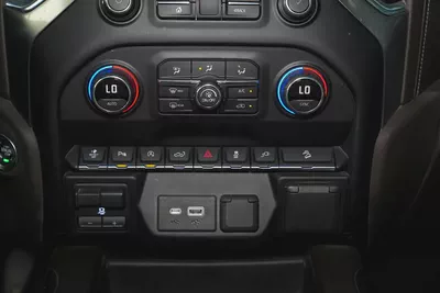 2021 - Chevrolet Silverado LT Z71 - GCC-18