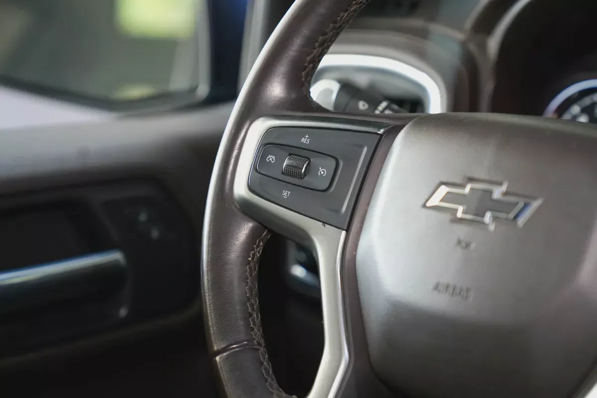 2021 - Chevrolet Silverado LT Z71 - GCC-17-17