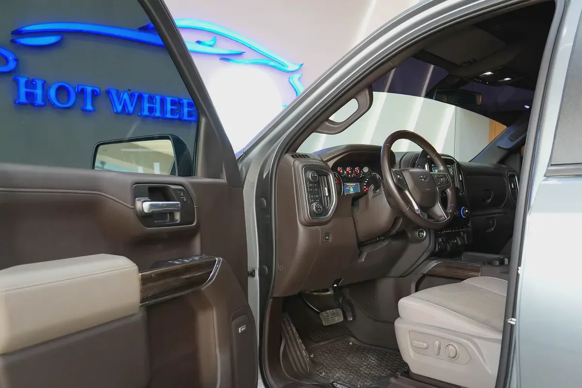 2021 - Chevrolet Silverado LT Z71 - GCC-7-7