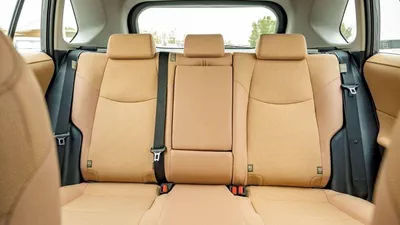 Toyota RAV4 LE EX 2.0P AT 4X2 MY2024 – GREY BASIC-17