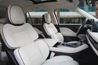 4,113 P.M | 0% Downpayment | AVIATOR PRESIDENTIAL | WARRANTY 2029!-10