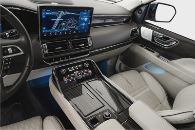 AED 5,013 / 60 months | 0% DP | 2023 Lincoln Navigator Presidential / Full Service History-8