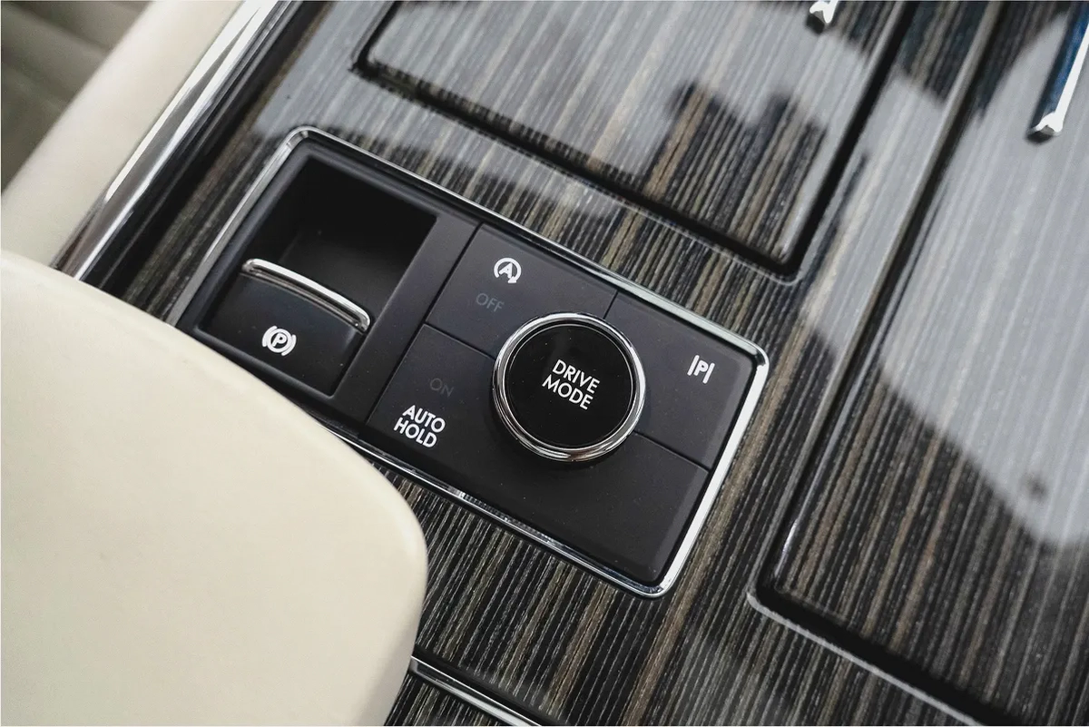 AED 5,013 / 60 months | 0% DP | 2023 Lincoln Navigator Presidential / Full Service History-9-9