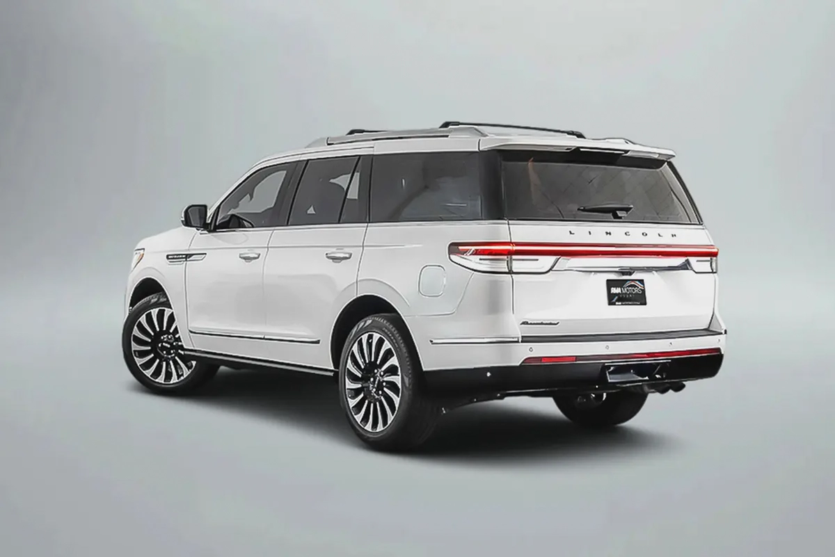 AED 5,013 / 60 months | 0% DP | 2023 Lincoln Navigator Presidential / Full Service History-1-1