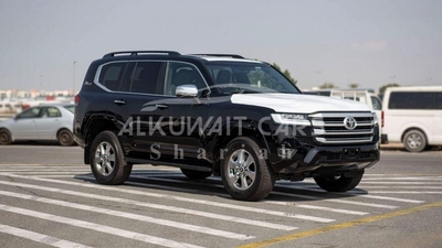 Toyota Land Cruiser VX TOYOTA LAND CRUISER 300 VX 3.5P AT MY2024 – BLACK-0