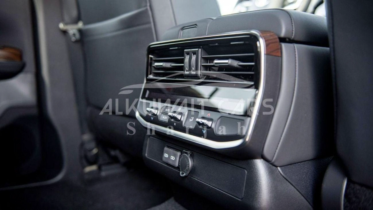 Toyota Land Cruiser VX TOYOTA LAND CRUISER 300 VX 3.5P AT MY2024 – BLACK-11-0