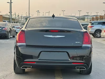 كرايسلر 300c مواصفات امريكية 2020 بحالة جيدة-6