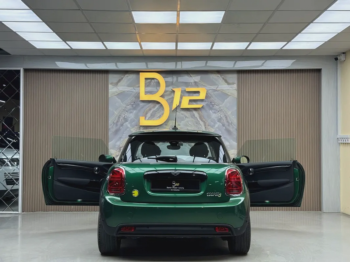 Mini Cooper electric 2023-5-5
