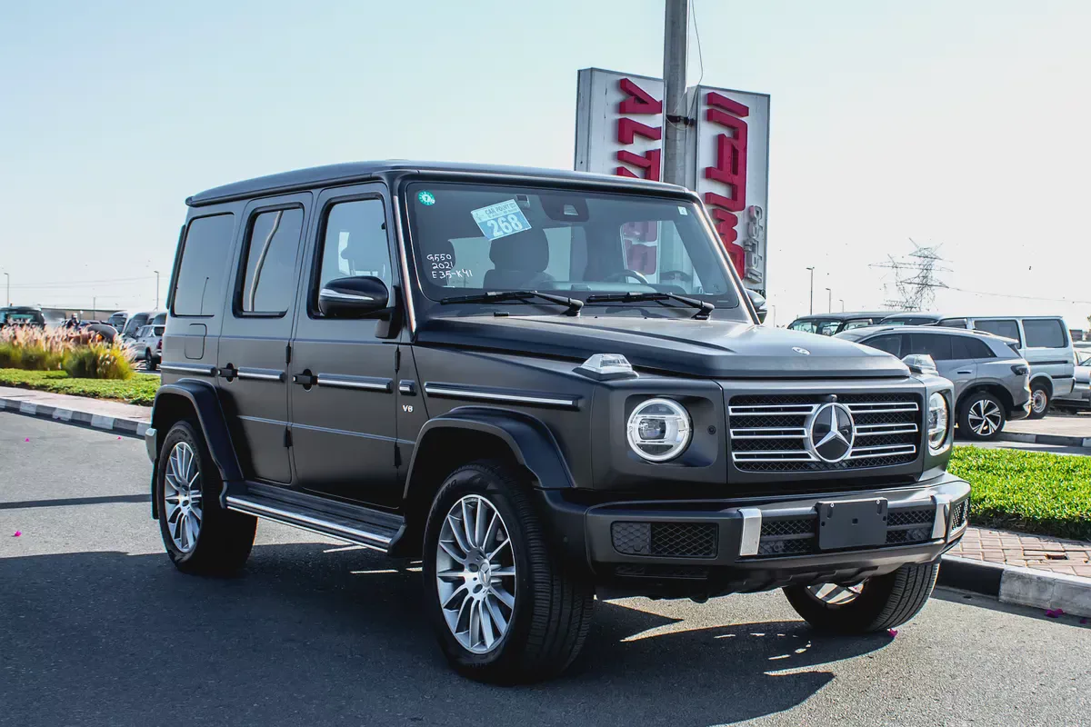 2021 - BENZ G550 - SUPER CLEAN - LIKE NEW - ONLY 54,000 KM