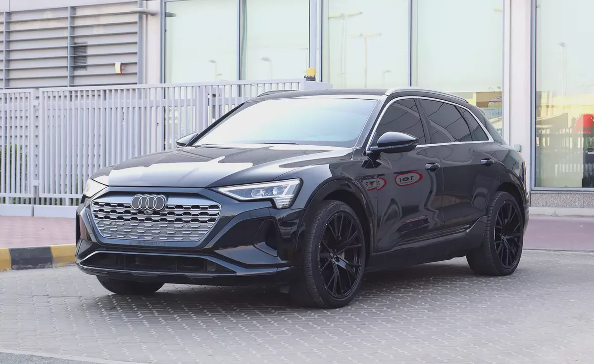 Audi Q8 55 TFSI quattro S line - Model2024 - GCC Specs - Brand New!