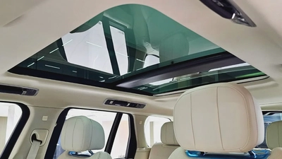 RANGE ROVER - VOGUE - HSE - V 8 P530 - GCC SPECS - UNDER WARRANTY - 2024 MODEL - WHITE/WHITE-7