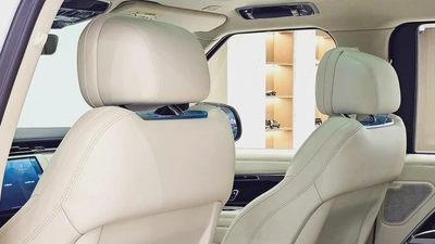 RANGE ROVER - VOGUE - HSE - V 8 P530 - GCC SPECS - UNDER WARRANTY - 2024 MODEL - WHITE/WHITE-10