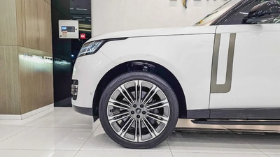 RANGE ROVER - VOGUE - HSE - V 8 P530 - GCC SPECS - UNDER WARRANTY - 2024 MODEL - WHITE/WHITE-18