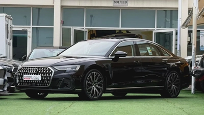 اودي A8L موديل ٢٠٢٦ خليجي تحت الضمان2026 Audi A8L quattro - GCC Specs - Brand New-2