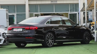 اودي A8L موديل ٢٠٢٦ خليجي تحت الضمان2026 Audi A8L quattro - GCC Specs - Brand New-4