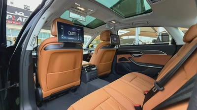 اودي A8L موديل ٢٠٢٦ خليجي تحت الضمان2026 Audi A8L quattro - GCC Specs - Brand New-11