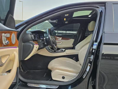 2018 Mercedes-Benz E-Class E 300 - Premium Luxury Sedan-8