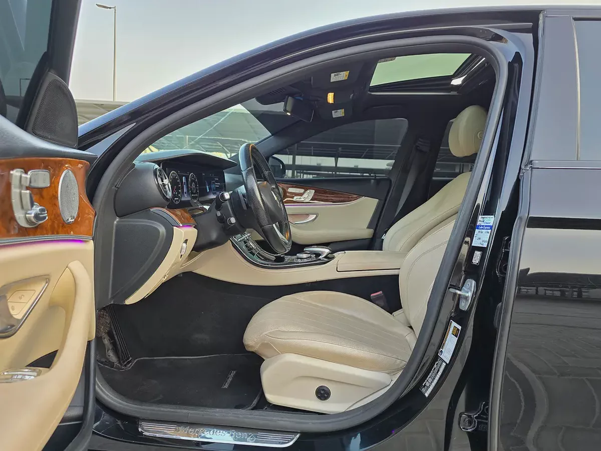 2018 Mercedes-Benz E-Class E 300 - Premium Luxury Sedan-8-8
