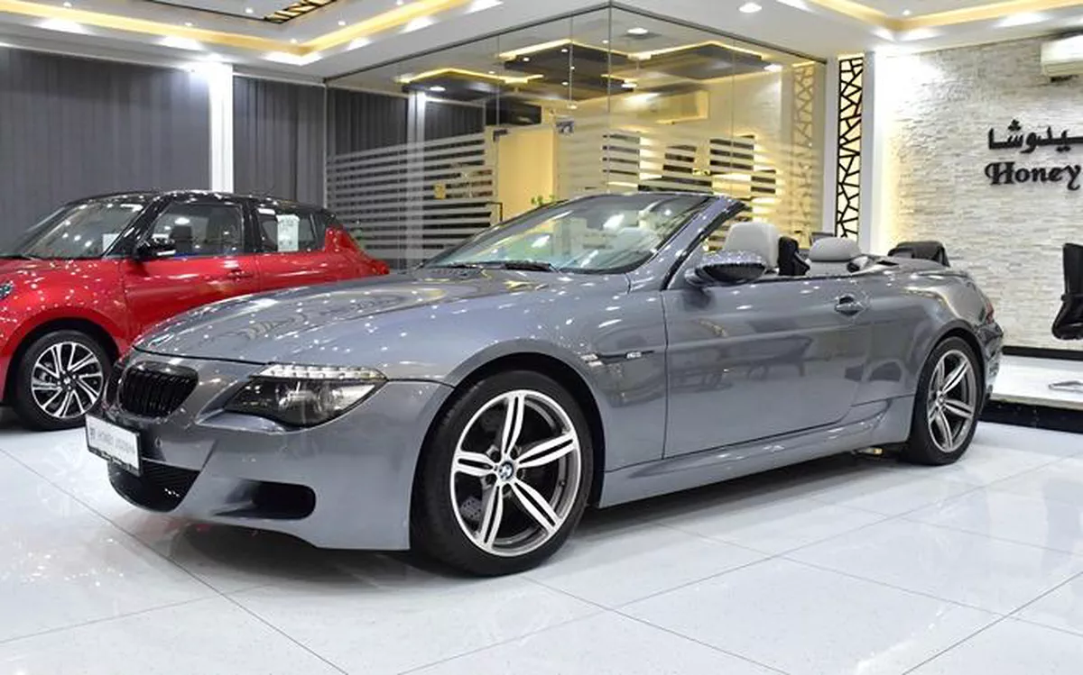 BMW M6 Convertible ( 2008 Model ) in Gray Color American Specs-9-9